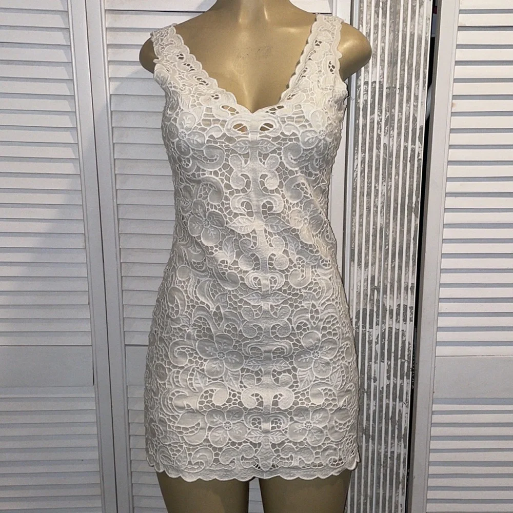 CALYPSO ST. BARTH DRESS KAGAMI WHITE LINEN EMBROIDERED LACE SIZE EXTRA SMALL - Picture 4 of 9